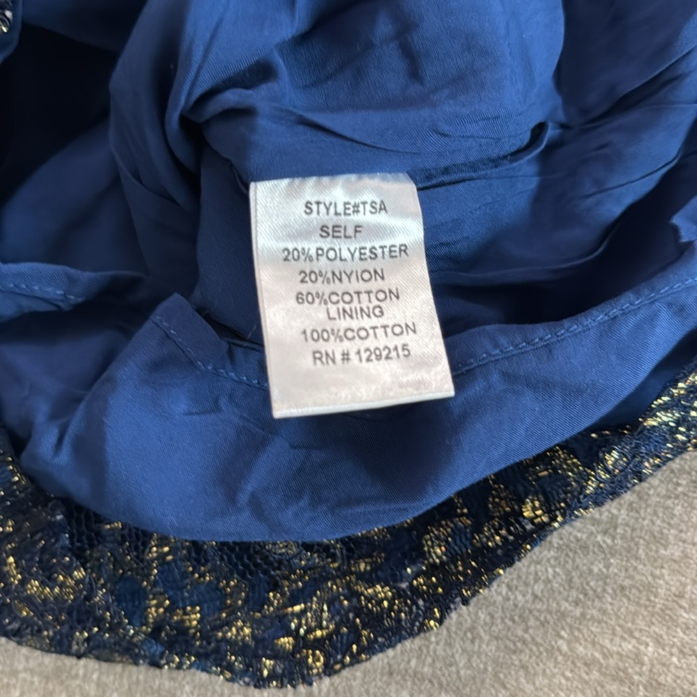 Lenni the Label - Picture 5 of 5
